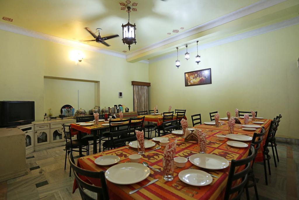 Oyo 871 Hotel Jaipur City Exterior foto